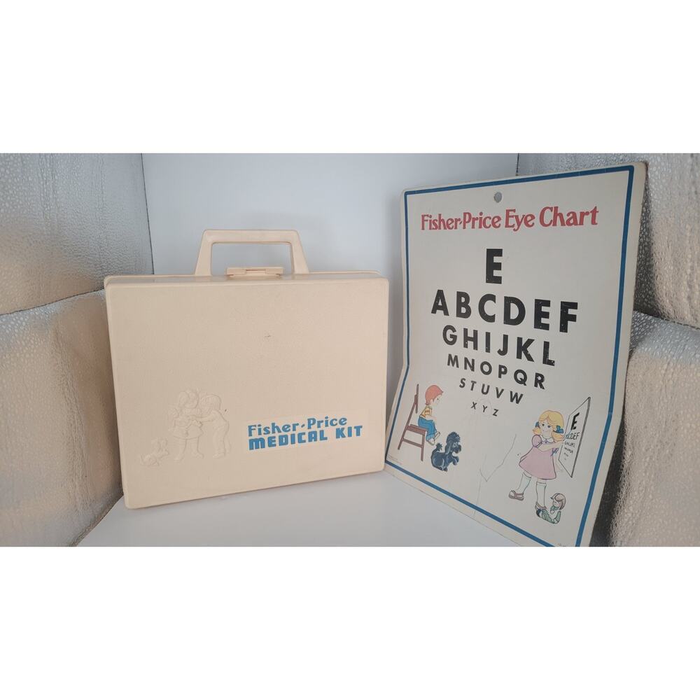 Vintage 1977 Fisher Price Medical Kit #836 w/ Eye Chart USA Doctor Set Toy...